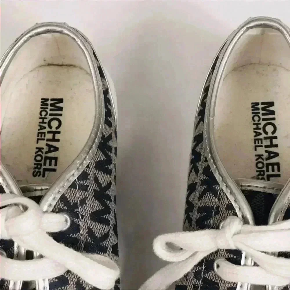 Michael Kors logo signature‎ canvas tennis shoes